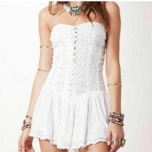 Jens Pirate Booty white lace ruffle mini top dress